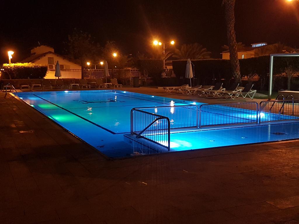 Luxury Penthouse 330M Private Pool Apartment