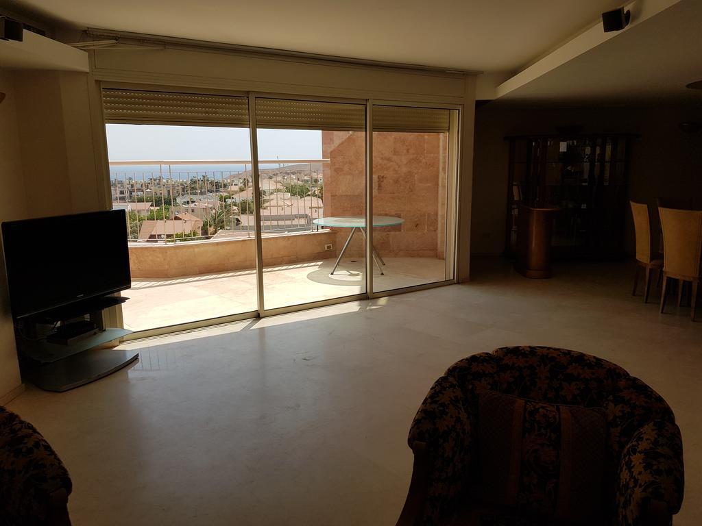 Apartment Luxury Penthouse 330M Private Pool
